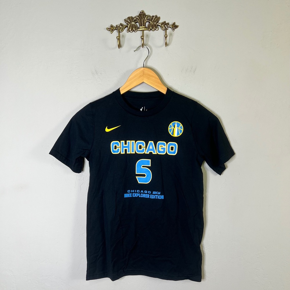 Nike Chicago Sky Angel Reese Explorer Edition T-Shirt Youth Size M 10 Black New